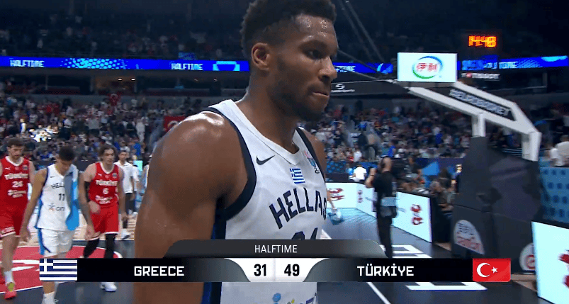 Yabo-字母哥连续十二场比赛得分超过反败为胜，切尔西不断突破！观众掌声雷动-Yabo